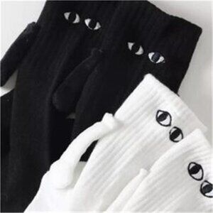 Magnetic Attraction Cartoon Eye Couple Socks